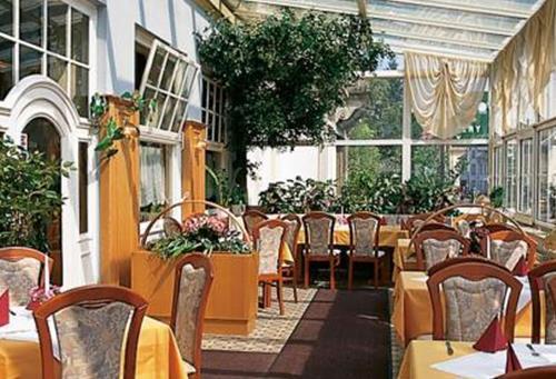Hotel - Restaurant Kurhaus Klotzsche Dresden Exterior foto